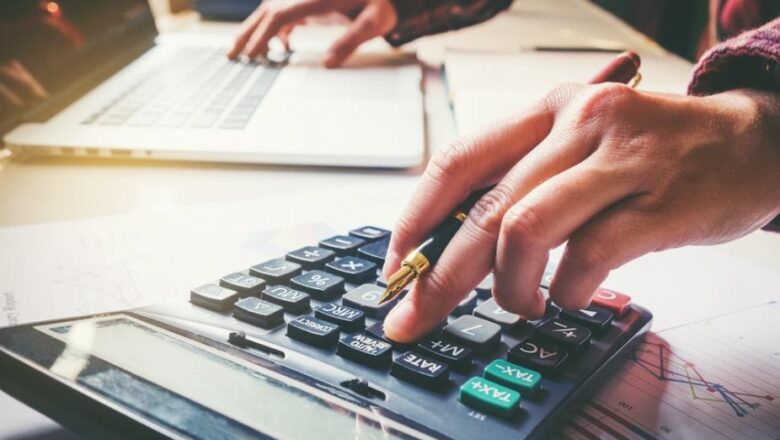 5 tax saving options for Salaried professionals in India